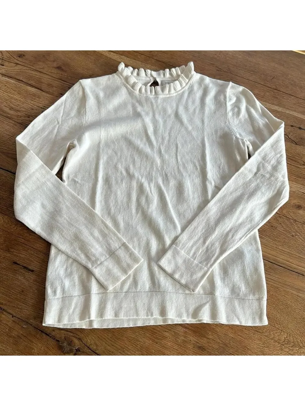 J CREW OUTFIT!  SKIRT AND LONG SLEEVE RUFFLE TOP XS